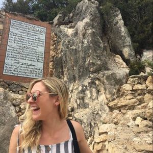 Meet your Posher, Samantha